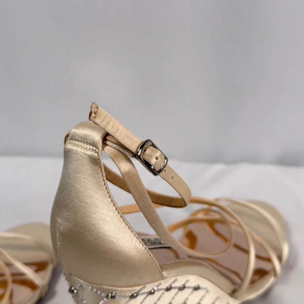 Badgley Mischka Bridal Wedge Sandals Ivory Satin‎ Rinestones Strappy Womens 11